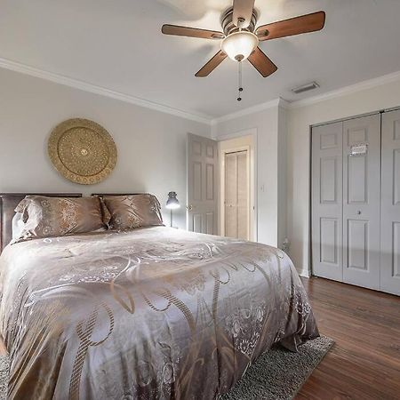 Golden Greek Getaway Chic House In Heart Of Tampa Villa Exterior photo