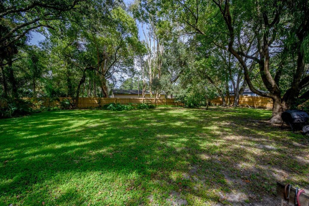 Golden Greek Getaway Chic House In Heart Of Tampa Villa Exterior photo